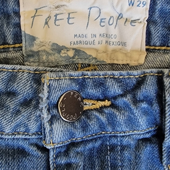 Free People jeans 29 frayed - Picture 2 of 7